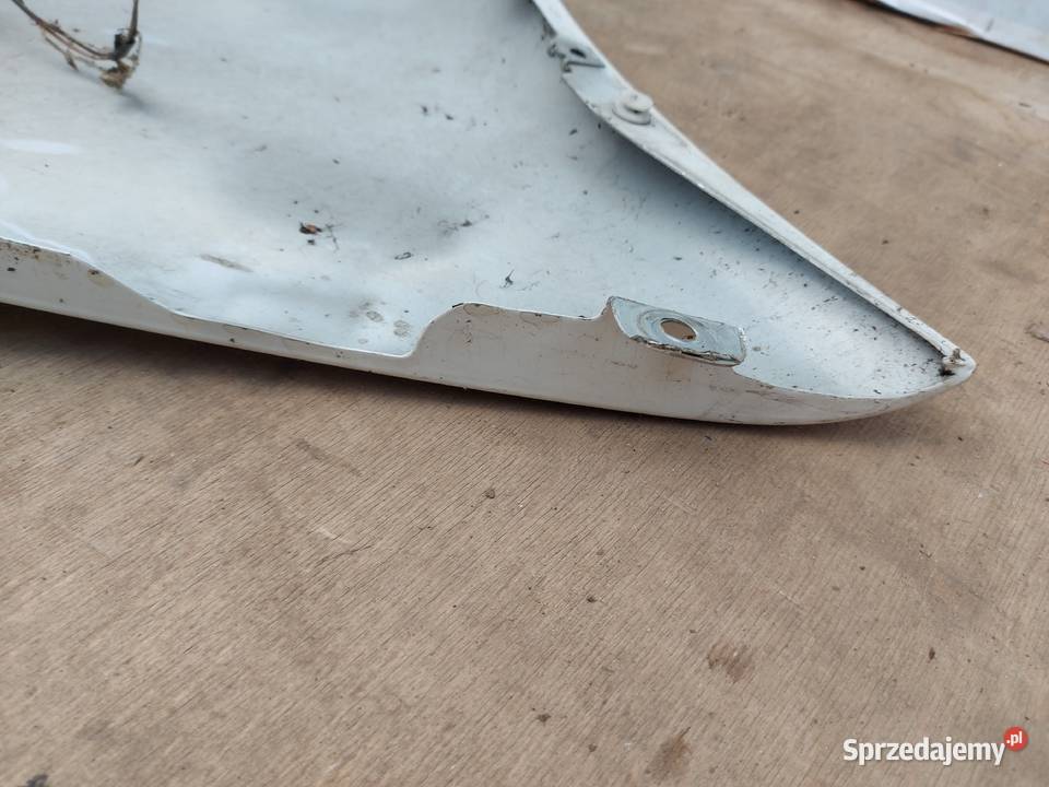 OPEL VIVARO A LIFT 11r błotnik prawy przód 110