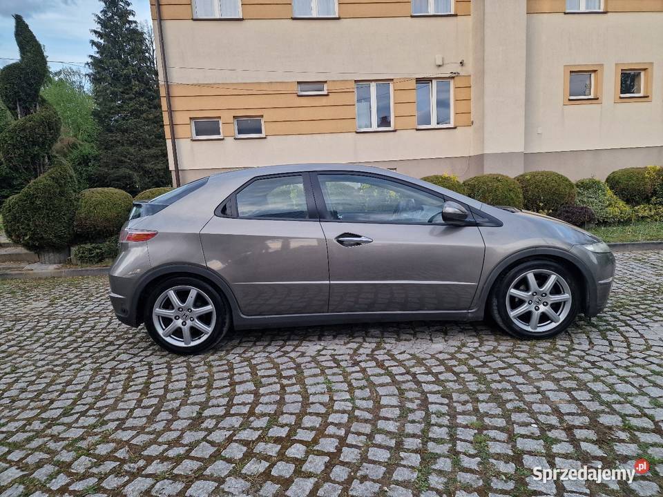 Honda Civic VIII Sport Executive 18 LPG Panorama czujnik deszczu Ryglice