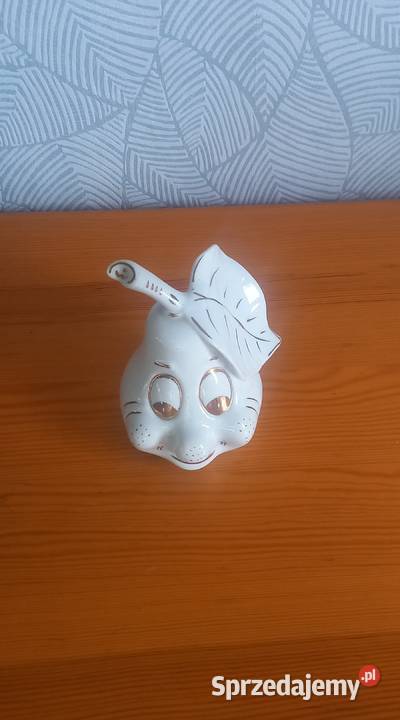 Figurka porcelanowa gruszka z liściem 15 mazowieckie Małkinia Górna sprzedam