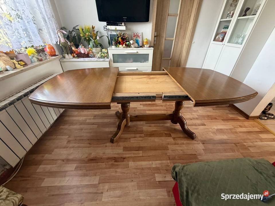 Dębowy stół rozkładany 12 osób