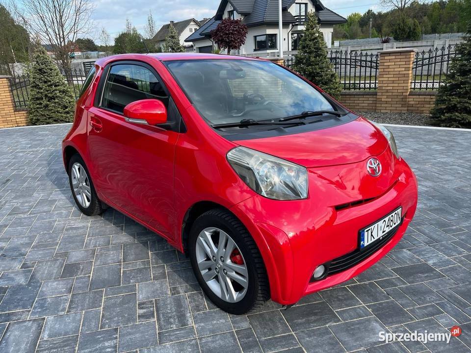 Toyota IQ 133 benzyna6 biegów Kamery CarPlay bez Daleszyce