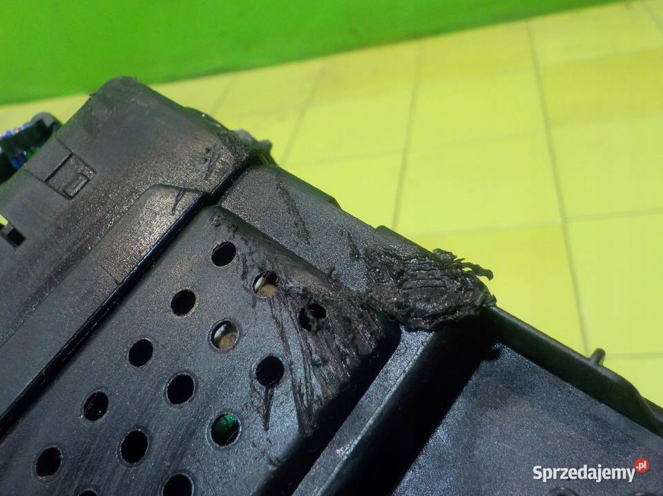 VOLVO XC90 I LIFT 24 D5 07r skrzynka