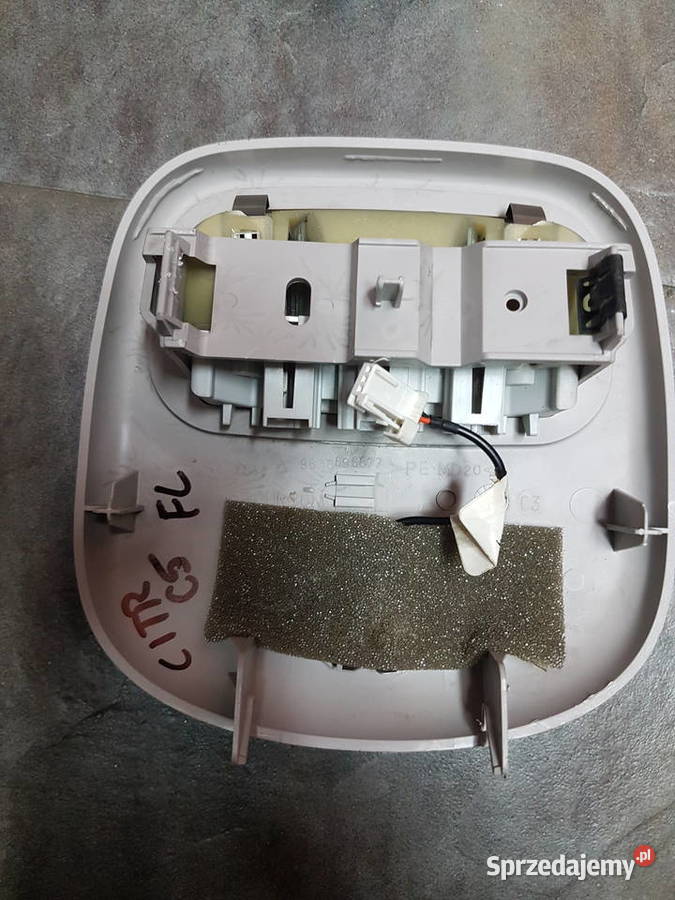 CITROEN C5 LIFT LAMPKA OSWIETLENIA KABINY Turek