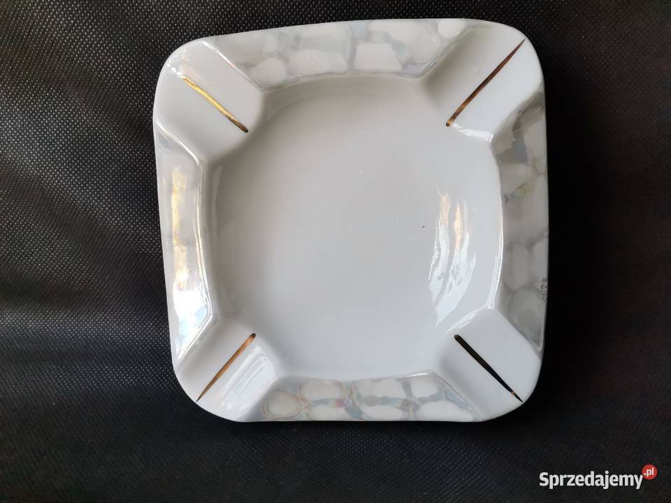 Stara nieużywana popielniczka porcelana Bogucice Katowice