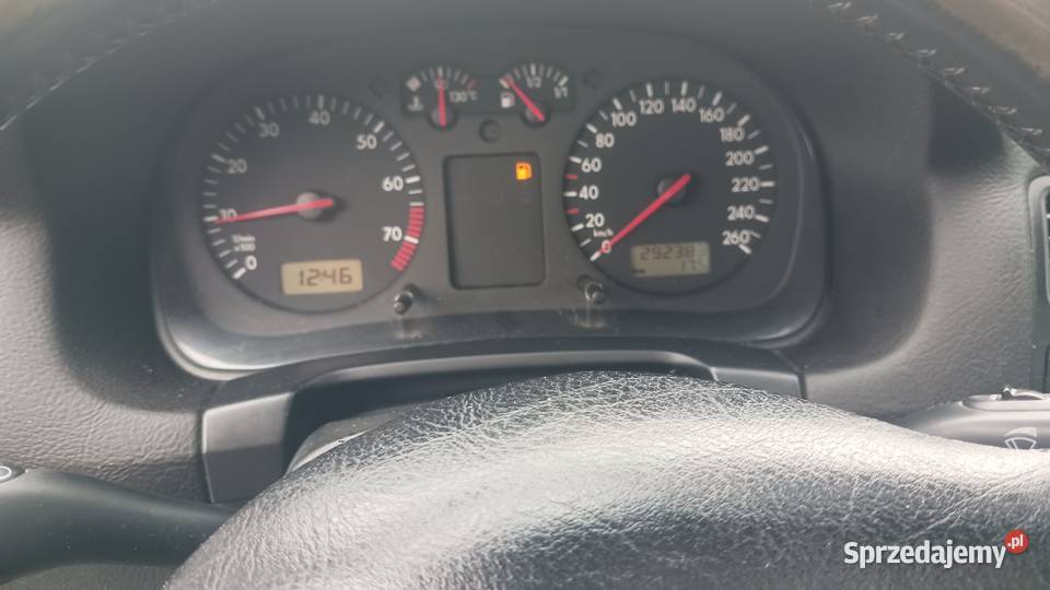 Vw BORA 16 BENZYNA KLIMA Byków