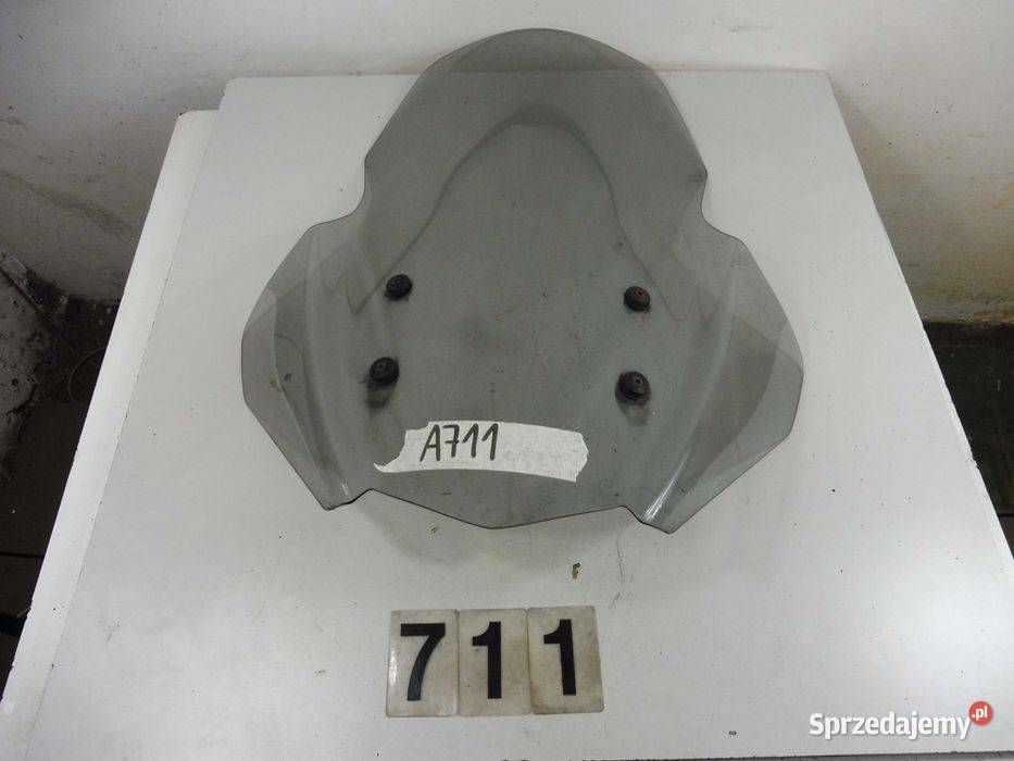Piaggio MP3 500 szyba 1420r A711
