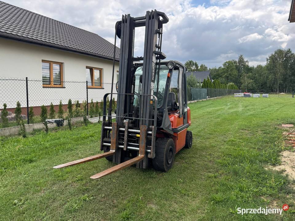 Wózek widłowy Nissan fd02a25q udziw 2500T wys Bełchatów