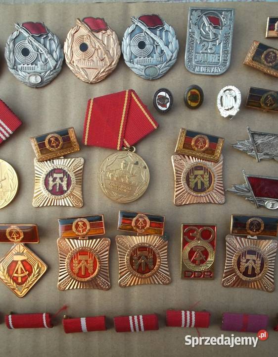 Stare Odznaki DDR Sztuk 54 Militaria Cieszyn sprzedam