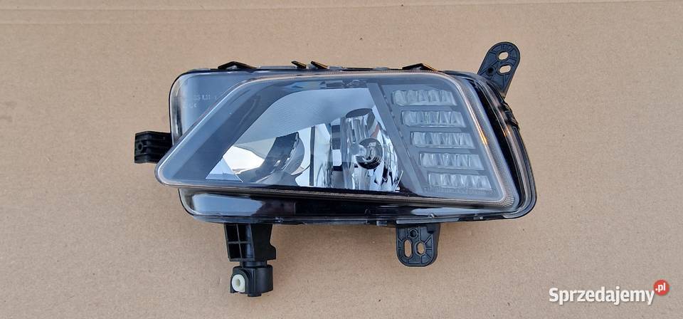 VW POLO VI 6 2G0 HALOGEN LEWY LED DRL Bieleń