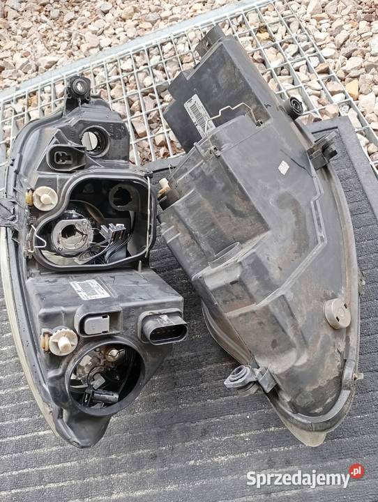 Seat Leon 2 Altea Toledo 3 lampy osobowe Oświetlenie Łomianki