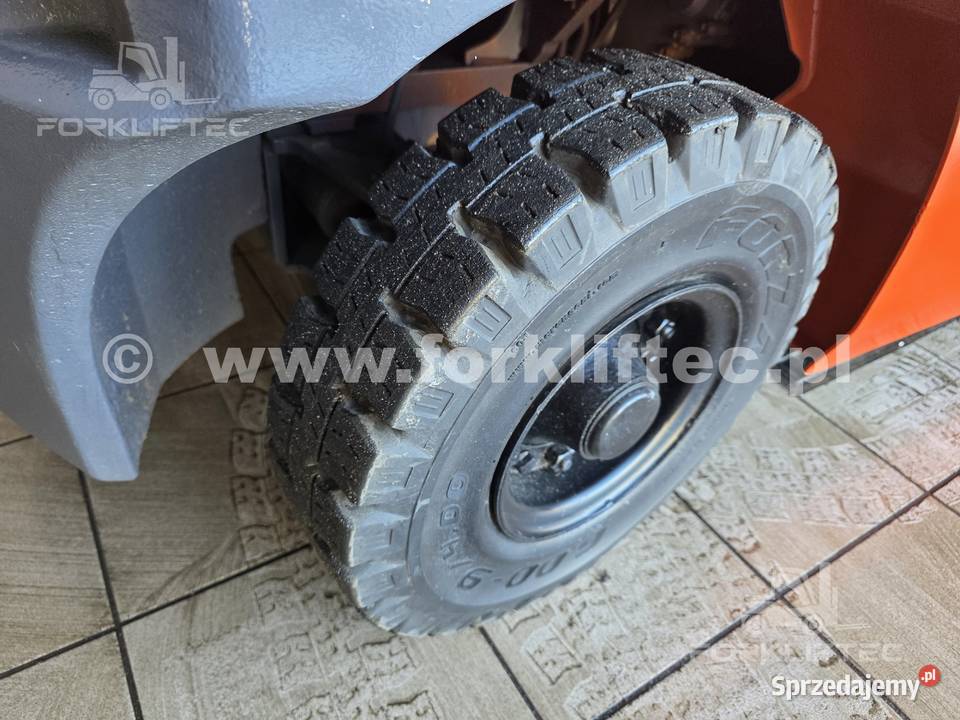 Wózek Widłowy TOYOTA 8FGF25 przesuw TOYOTA 8FG25 regulowane widły Lędziny sprzedam