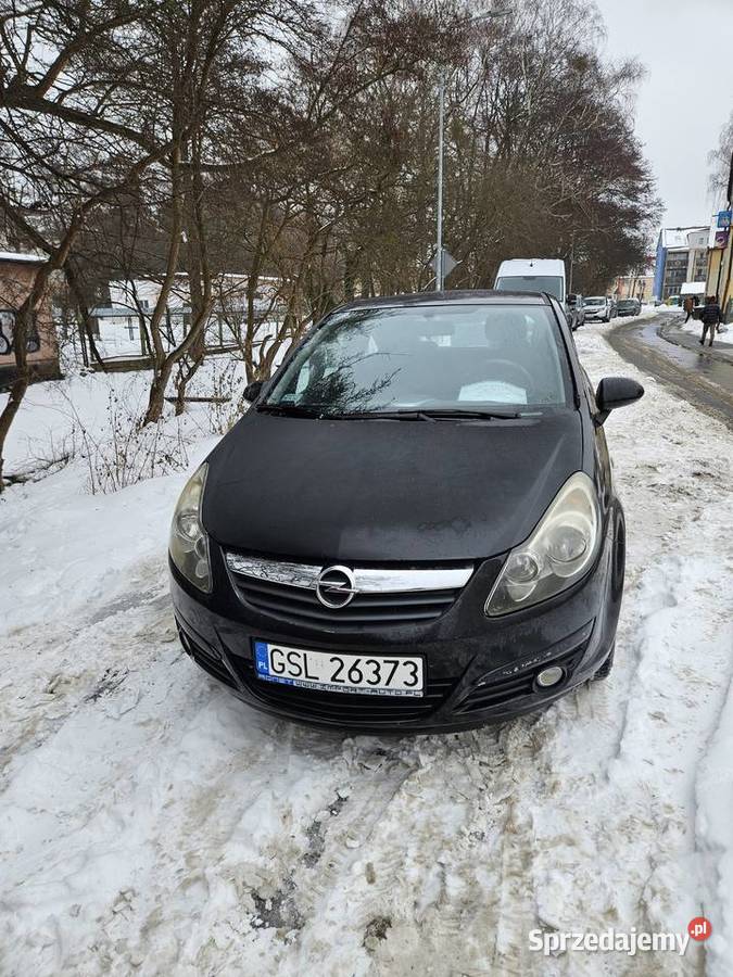 Sprzedam samochód marki opel odtwarzacz DVD Ustka