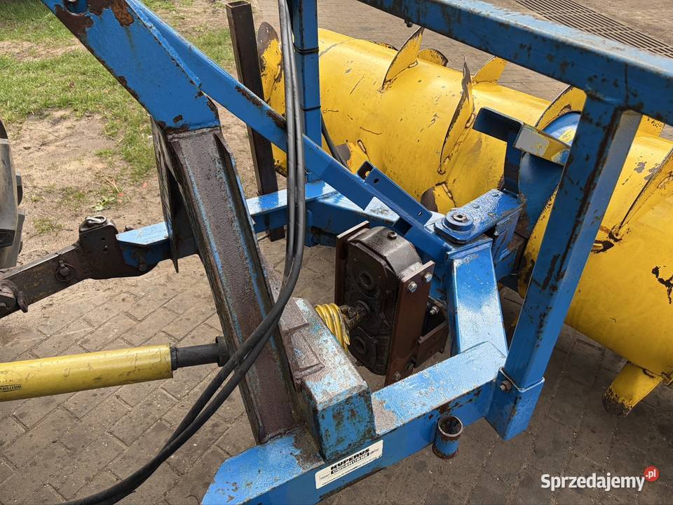 Wał do pryzm Reck skrętny hydraulicznie na przód