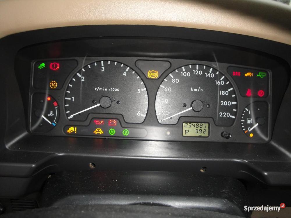 Land Rover Discovery hak mazowieckie