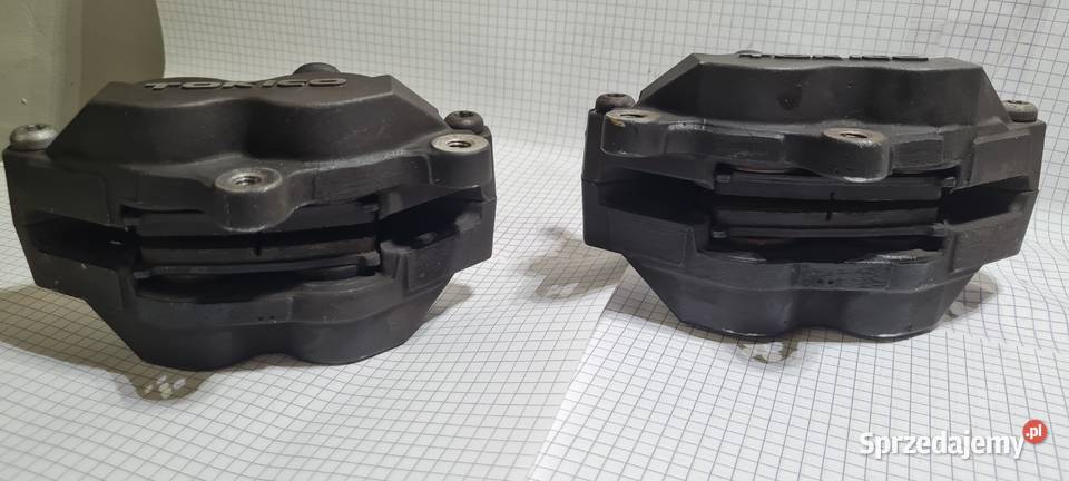 Suzuki GSR 600 zaciski klocki przód komplet Zaciski Warszawa