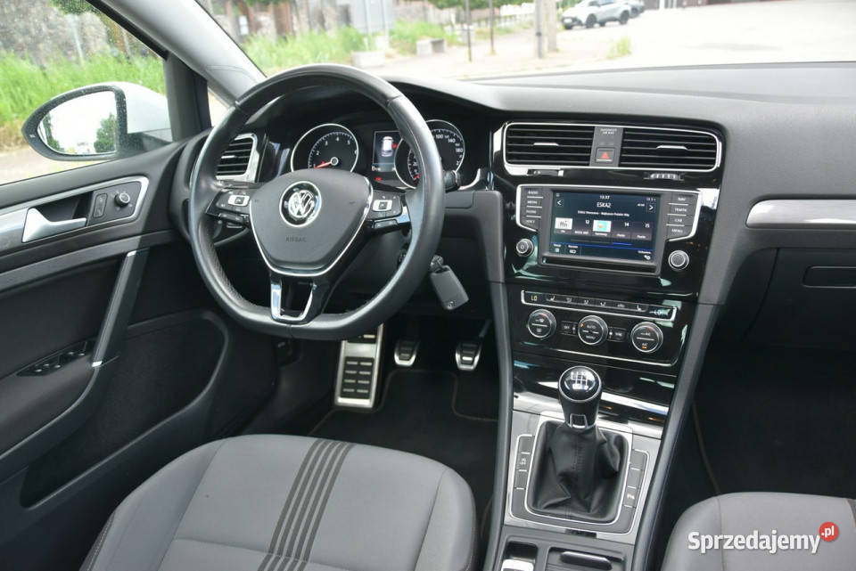 Volkswagen Golf Allstar 14TSi 125 Manual 2017r możliwa zamiana Golf Kampinos