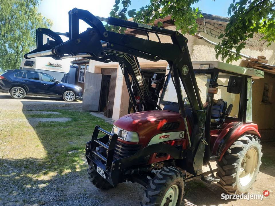 Ciągnik Rolniczy KNEGT 404 CG2 z Napędem 4x4 i Zarszyn