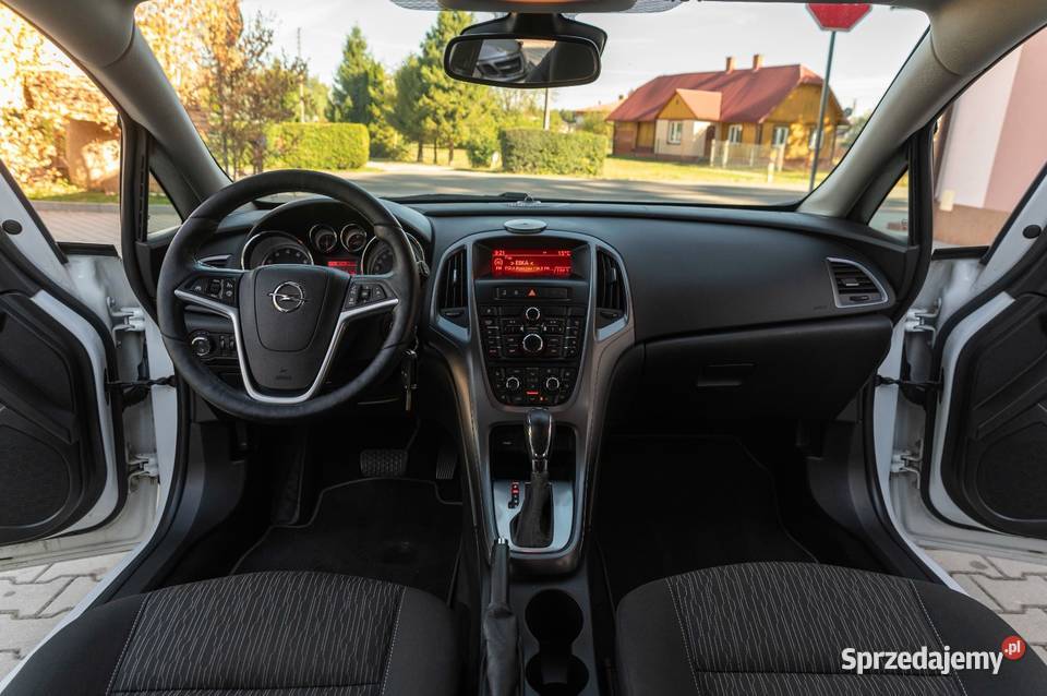 Opel Astra automat 2015r elektryczne lusterka podkarpackie Zalesie