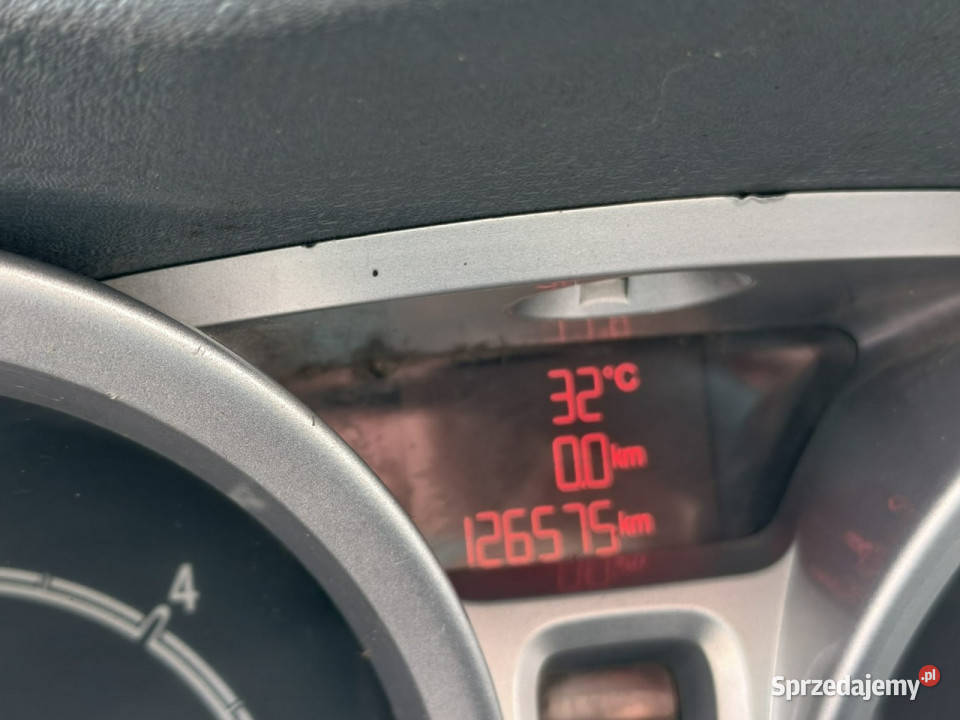 Ford Fiesta 14tdci 70 ładny kolor klimatyzacja Kęty