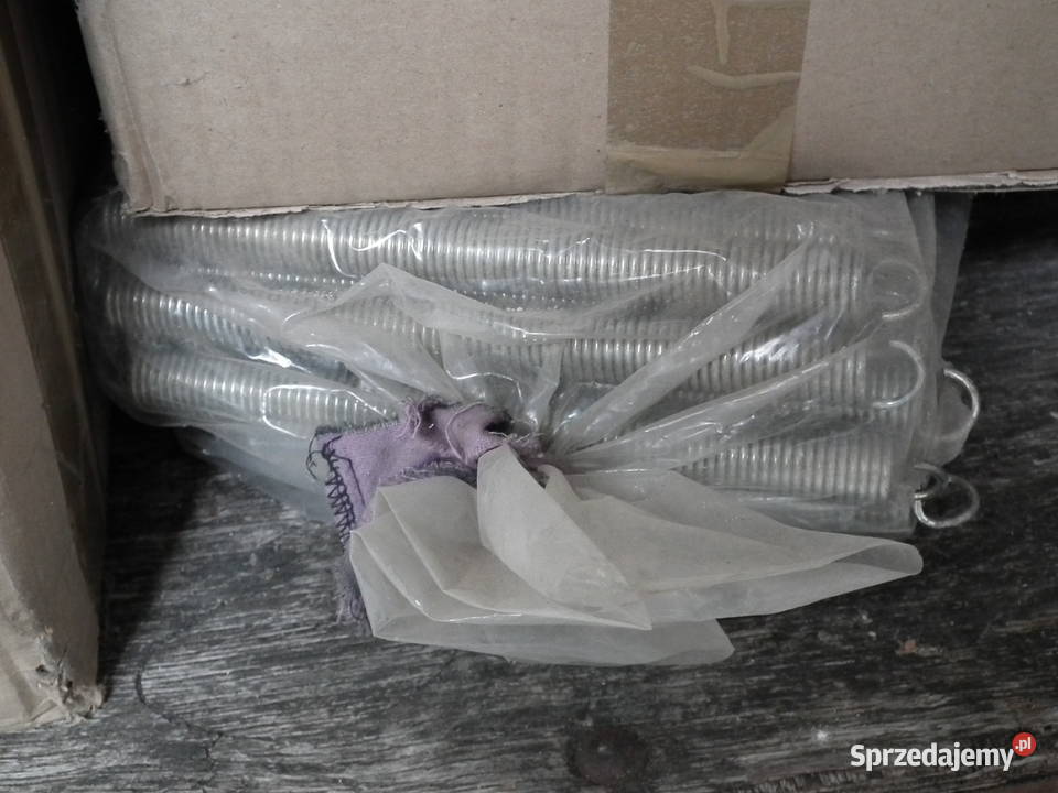 Sprężyna naciągowa z uchem 230 x 20 mm