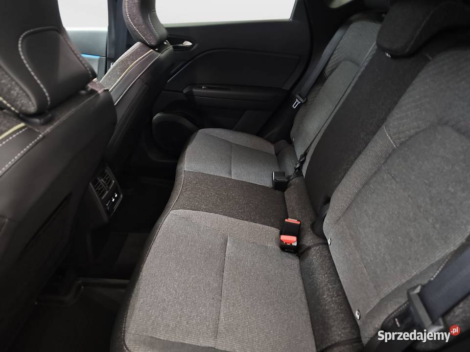 Captur 10 TCe Techno 2025RPakiet Winter Techno 90KM
