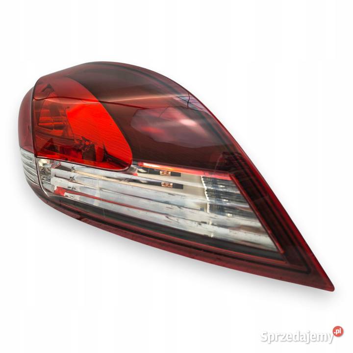 LAMPA PRAWA Renault Clio IV kombi tylna tylnia