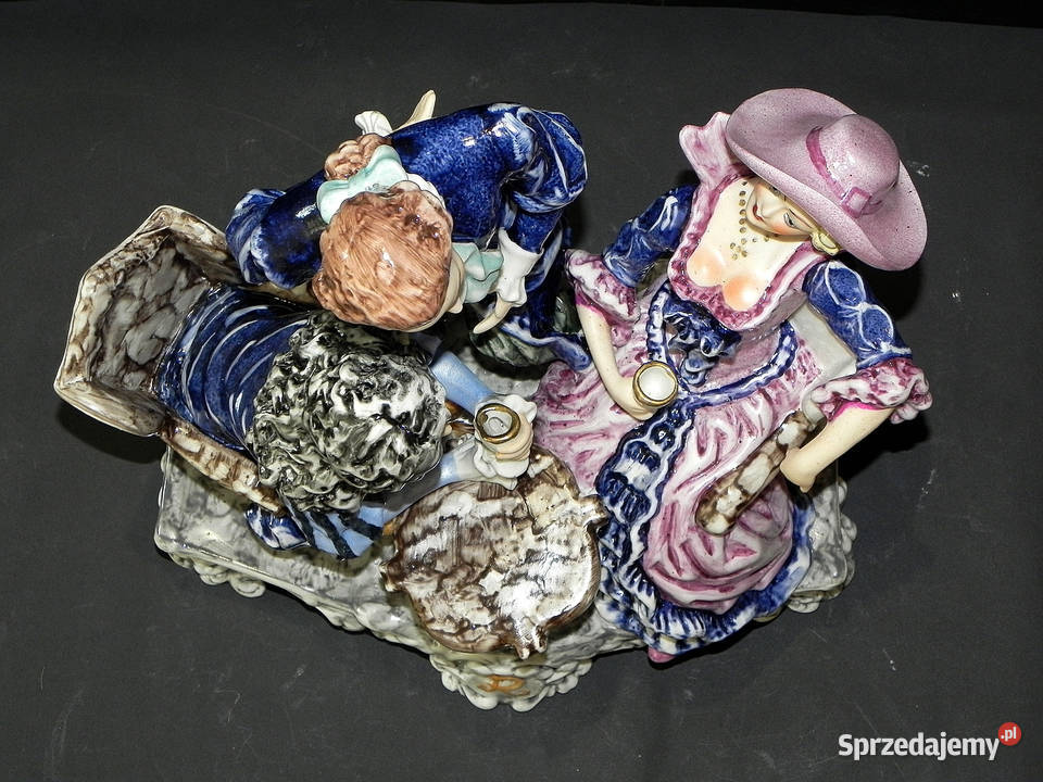 Roceram porcelana grupa figuralna Dyskusja kolor Środa Wielkopolska