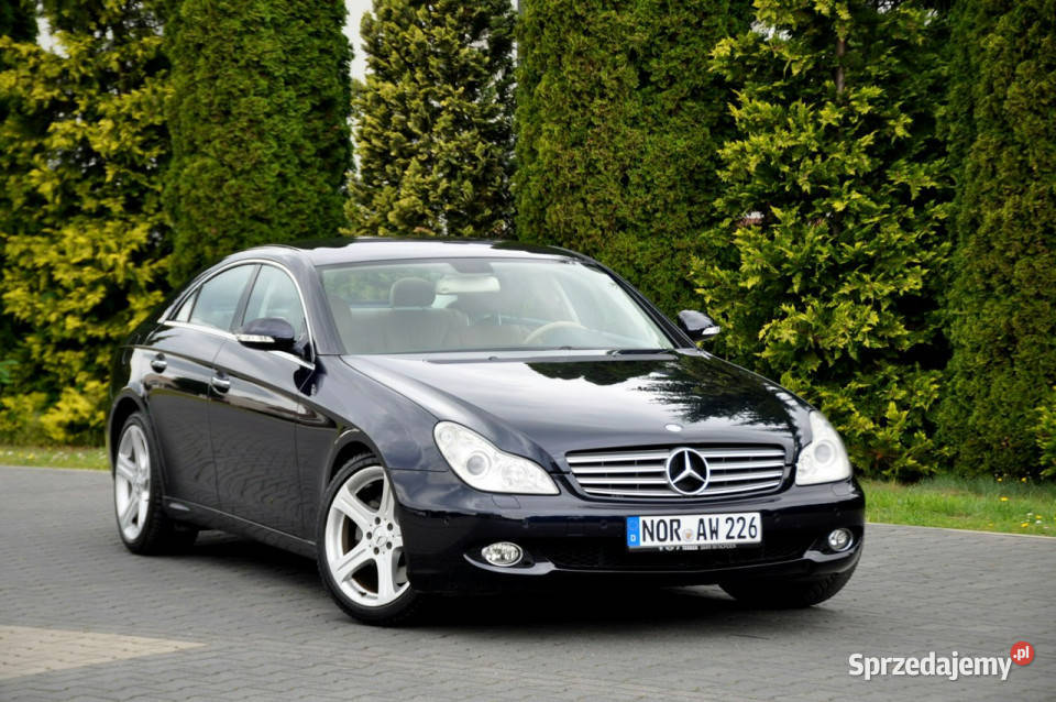 Mercedes CLS 350 35i272AvantgardeXenonDuża światła przeciwmgielne