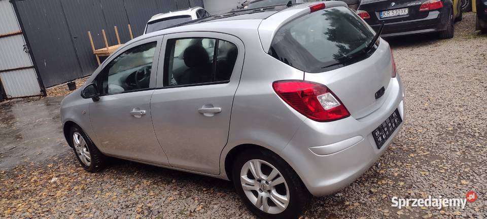 opel corsa d 12 16v klima 177 okazja 177000km małopolskie Kraków