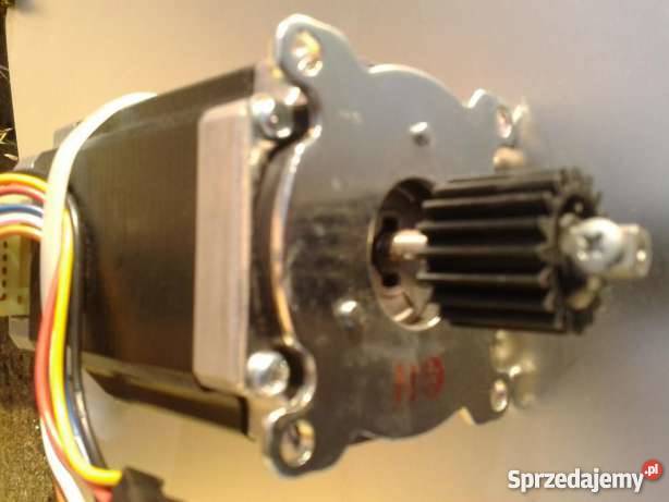 Silnik krokowy SanyoDenki 103H 71262544 Gołębiewo
