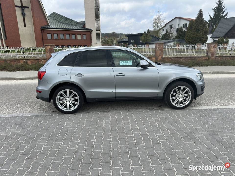 Audi Q5 8R benzyna automat quattro SUV hak 236700km Brzezinki