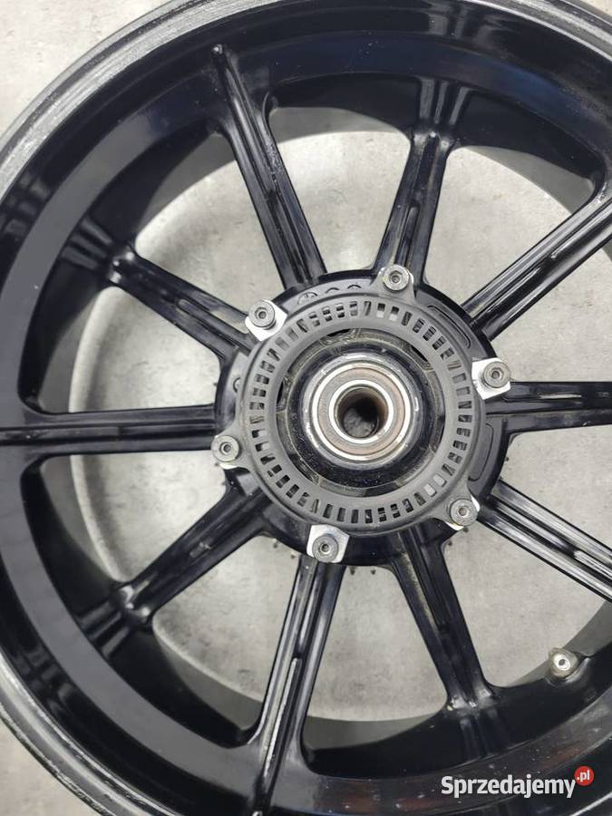 Ducati scrambler 800 2016 Felga tylna tył Średnica 17" wielkopolskie Nowy Tomyśl sprzedam