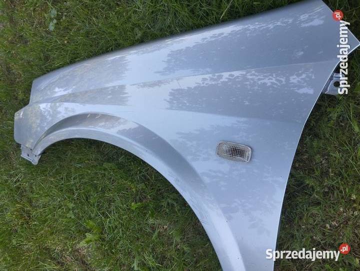 Błotnik przedni lewy Nissan Primera P12 łódzkie Łódź