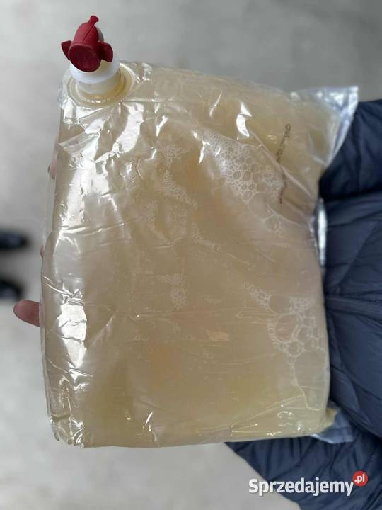 Soki jabłkowe tłoczone Napoje Magnuszew sprzedam