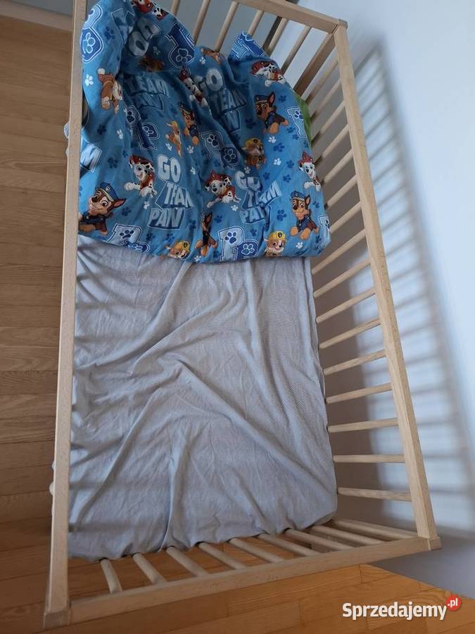 Łóżko dziecięce 60120 z materacem sprzedam