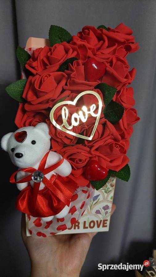 Kompozycja z róż Gotowy prezent do wręczenia Walentynki Rybnik