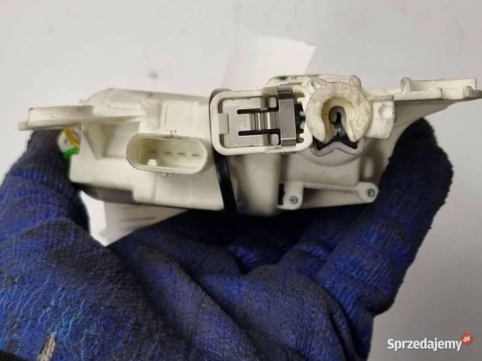 DOCIĄG DRZWI AUDI A8 L D5 4N 4N0837060 PRAWY kujawsko-pomorskie Lipno