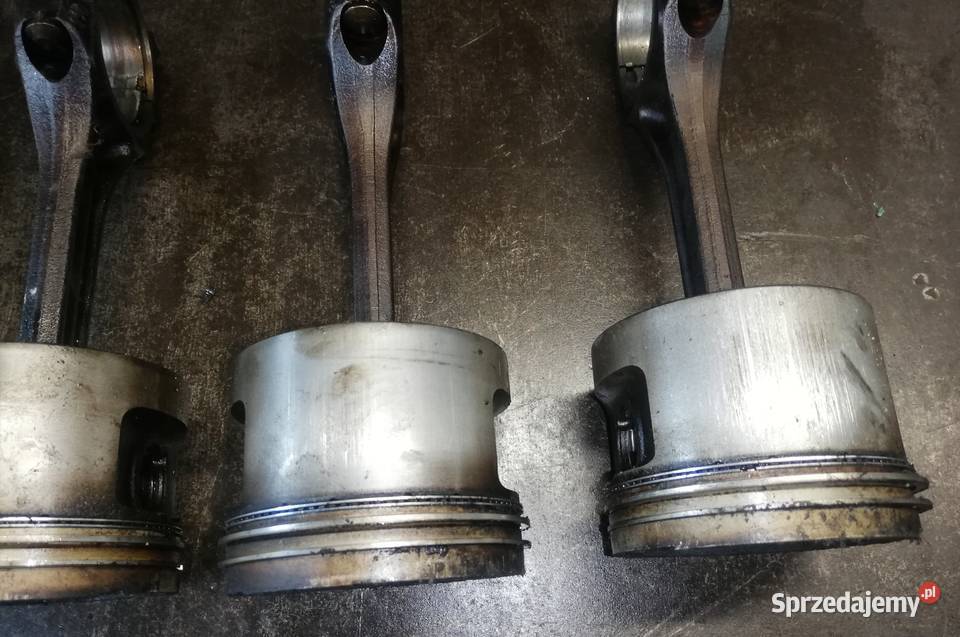 Tłok tłoki korba korbowód korbowody Audi 80 20 Sanok sprzedam