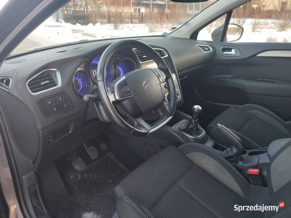 CITROEN C4 II benzyna 2016r 118200 Rok produkcji 2016 Kielce sprzedam
