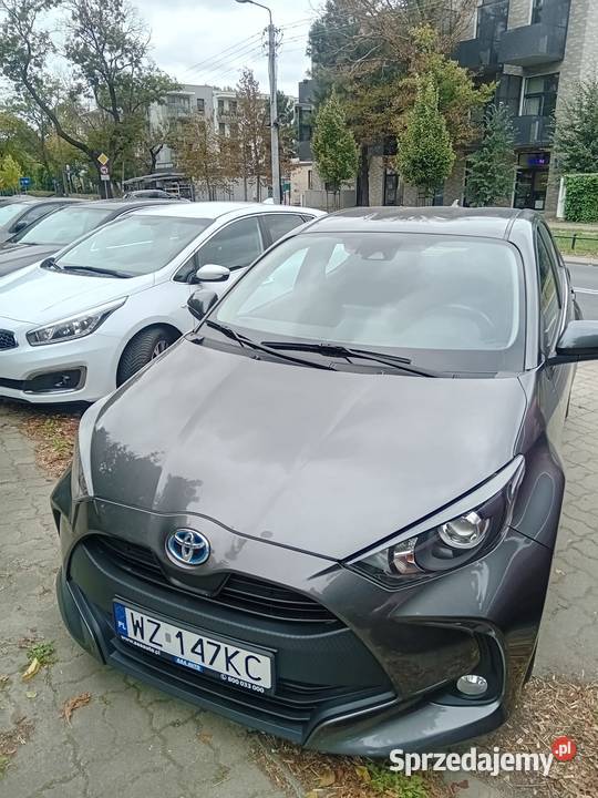 Sprzedam toyota yaris hybrid Comfort 2022 Ożarów Mazowiecki sprzedam