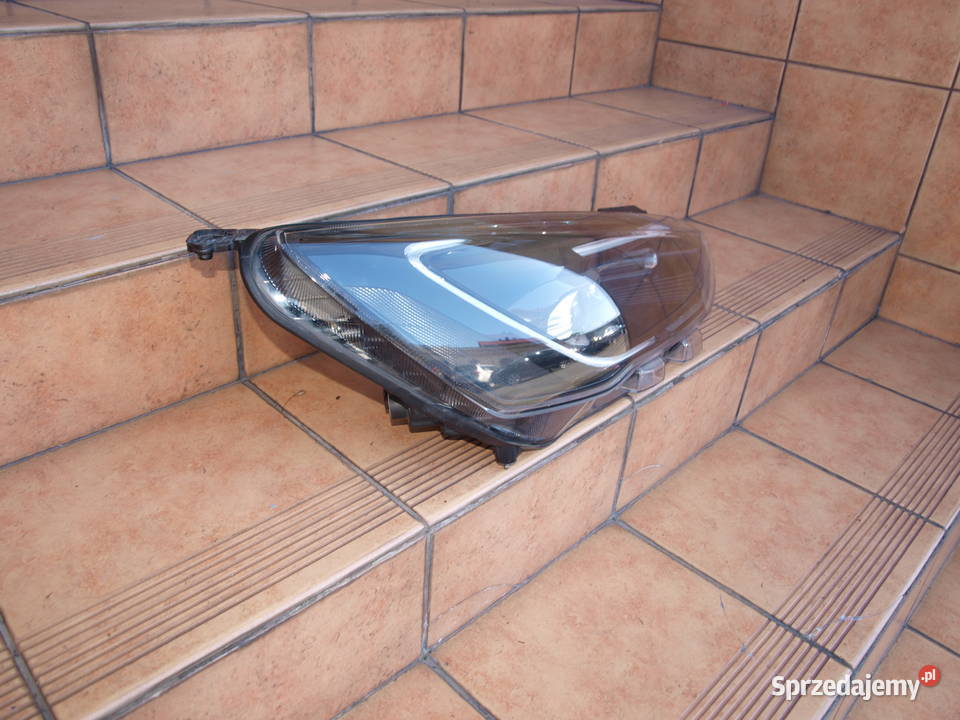 Ford Focus Mk4 lampa prawa przód Full Led 2018 Kalisz
