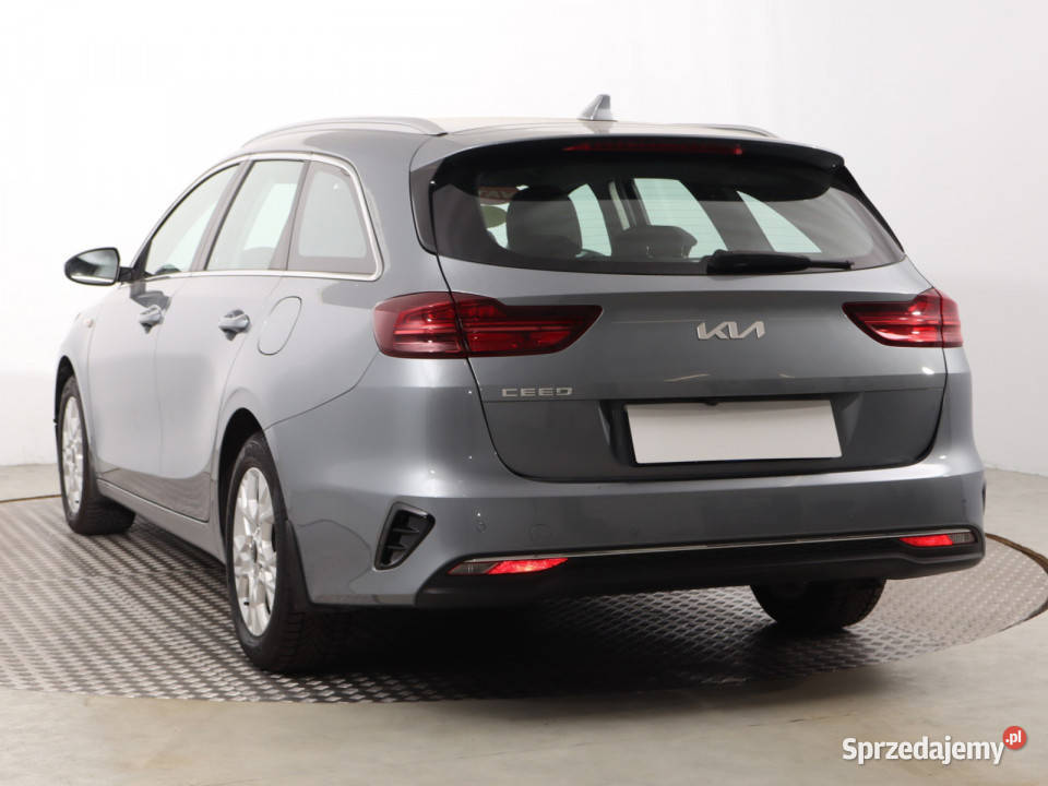 Kia Ceed 15 TGDI MHEV manualna Katowice
