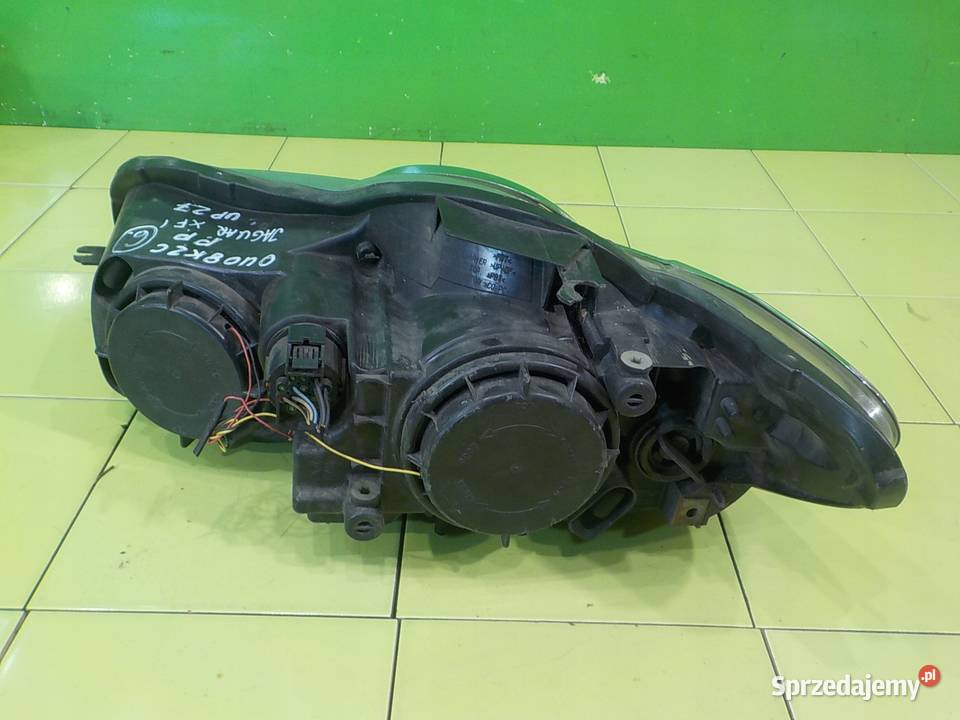 JAGUAR XF I 08r SEDAN 4D lampa prawa przod Lampy przednie Suków