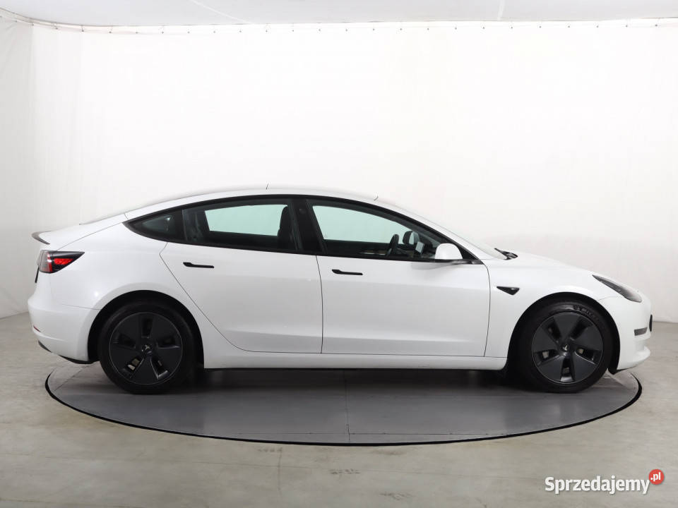 Tesla Model 3 Long Range 4WD 74kWh 324KM Model 3