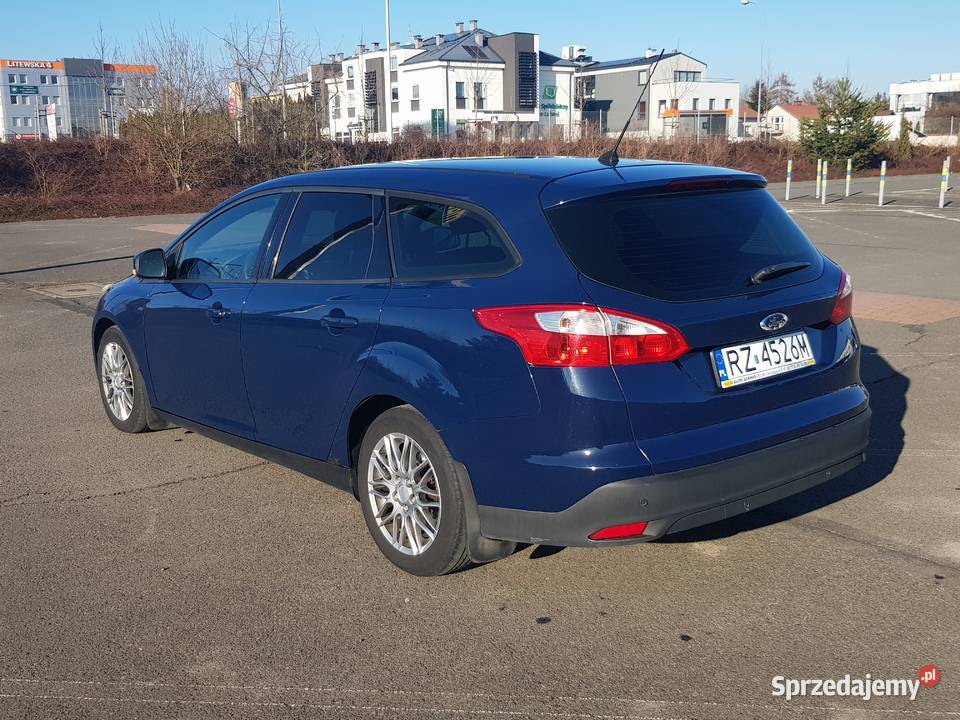 Ford Focus Mk3 16 Kombi TDCi 115 85kW diesel Rzeszów