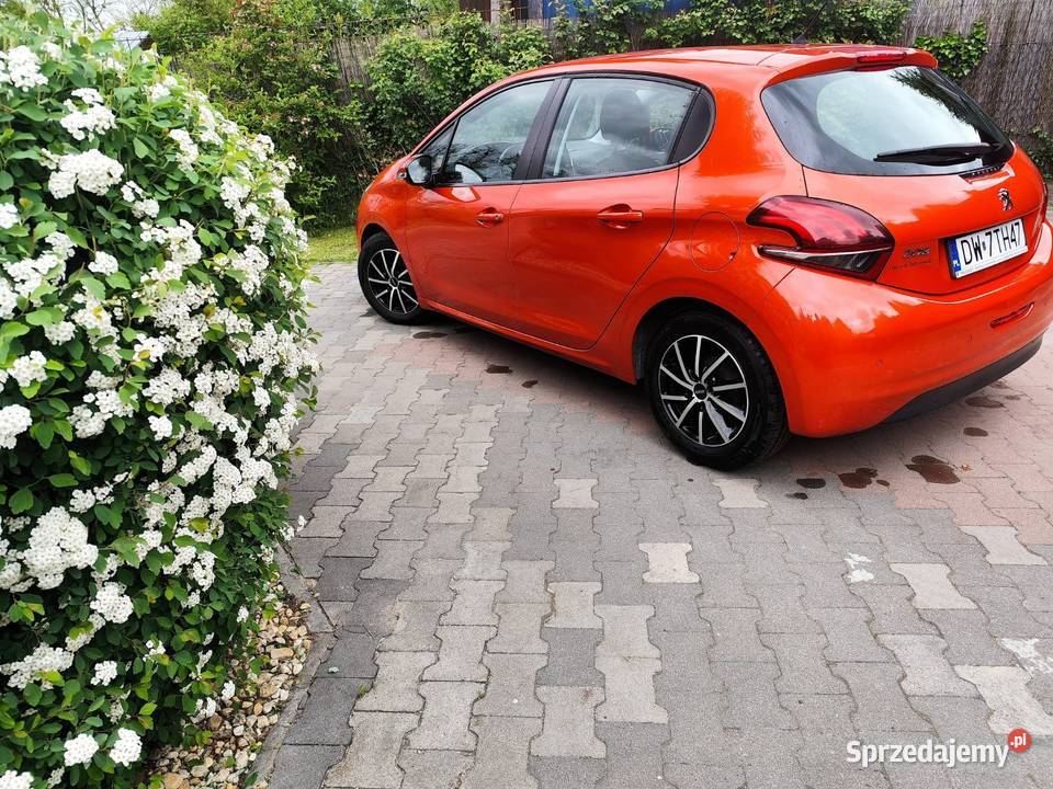 Peugeot 208 KOŁA ZIMOWE nieuszkodzony dolnośląskie Wrocław sprzedam