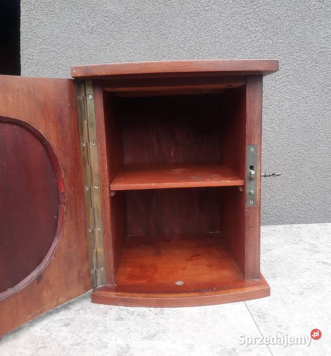 Stara szafka wisząca mała szafeczka B136