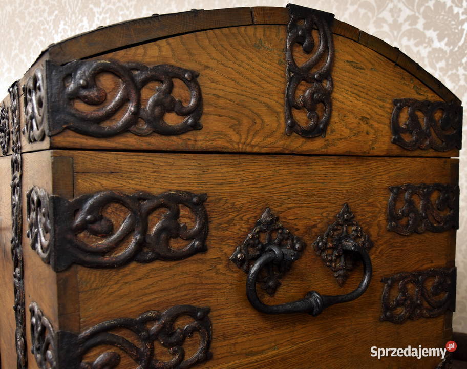 Skrzynia barokowa XVIII wiek okuta antyk Meble wielkopolskie Swarzędz