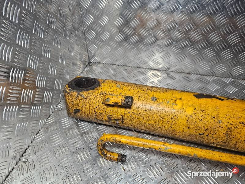 Główny siłownik hydrauliczny tylnego ramienia pomorskie