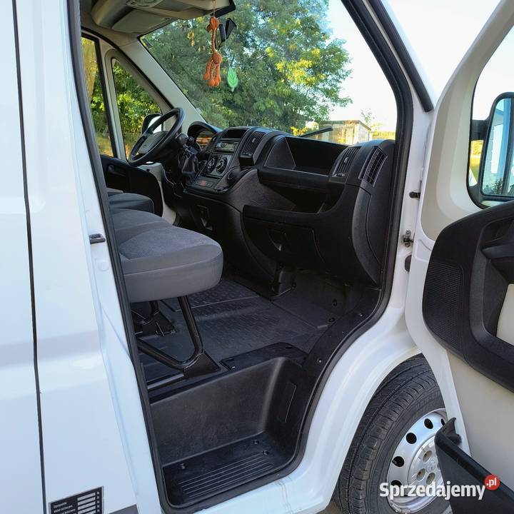 Peugeot Boxer Doka 7 os 2013r 22 HDI 110 266401 biały Opoczno